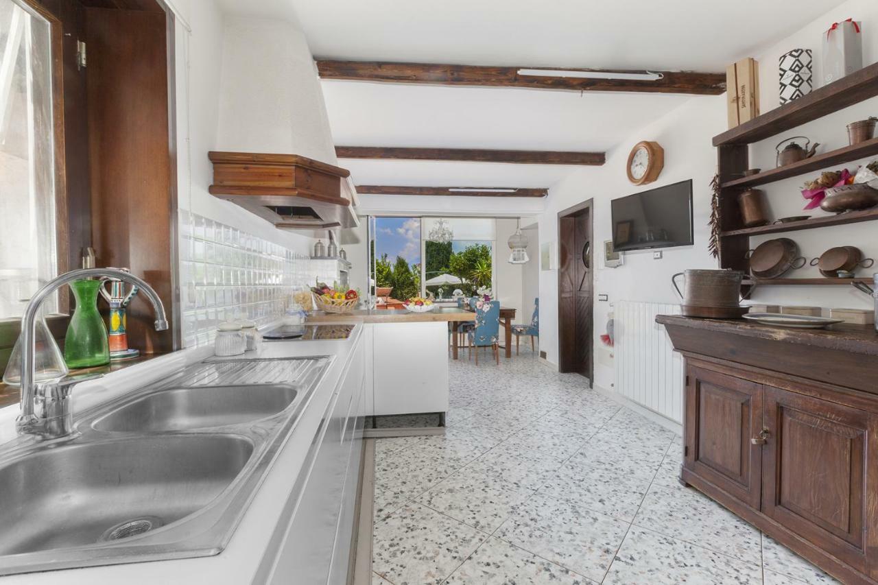Amore Rentals - Villa Panorama Castellammare di Stabia Kültér fotó